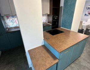 Appartement 5 chambres à vendre dans Cluj-napoca, zone Borhanci