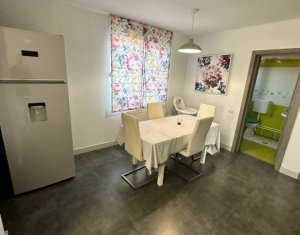 Appartement 5 chambres à vendre dans Cluj-napoca, zone Borhanci