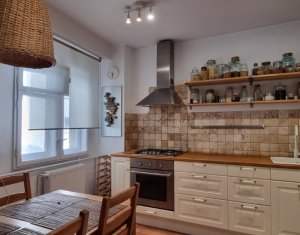 , 76m2 dans Cluj-napoca, zone Marasti