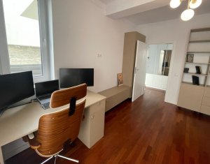 Maison 4 chambres à vendre dans Cluj-napoca, zone Iris