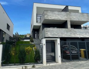 Maison 4 chambres à vendre dans Cluj-napoca, zone Iris