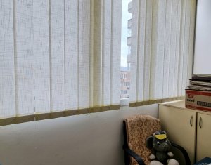 Appartement 4 chambres à vendre dans Cluj-napoca, zone Marasti