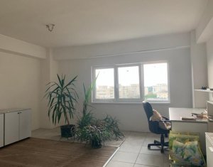 , 80m2 dans Cluj-napoca, zone Manastur