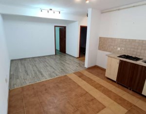 Appartement 3 chambres à vendre dans Floresti