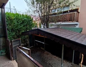 Appartement 3 chambres à vendre dans Floresti