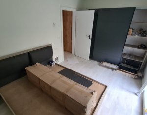 Appartement 3 chambres à louer dans Cluj-napoca, zone Centru