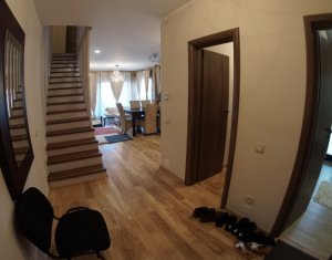 Maison 4 chambres à vendre dans Cluj-napoca, zone Europa