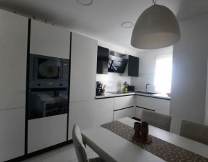 Appartement 3 chambres à vendre dans Cluj-napoca, zone Zorilor