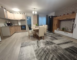 Appartement 3 chambres à vendre dans Floresti