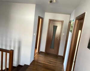 Maison 4 chambres à vendre dans Jucu De Mijloc