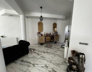 Maison 4 chambres à vendre dans Gilau