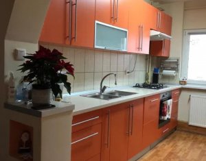 Appartement 3 chambres à vendre dans Cluj-napoca, zone Marasti