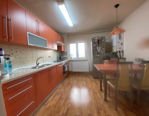 Appartement 3 chambres à vendre dans Cluj-napoca, zone Marasti