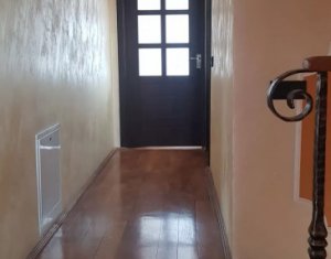 Appartement 5 chambres à vendre dans Floresti