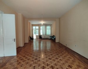 , 600m2 dans Cluj-napoca, zone Centru