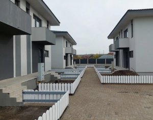 Maison 3 chambres à vendre dans Jucu De Mijloc