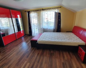 Maison 5 chambres à louer dans Floresti