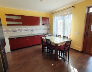 Maison 5 chambres à louer dans Floresti