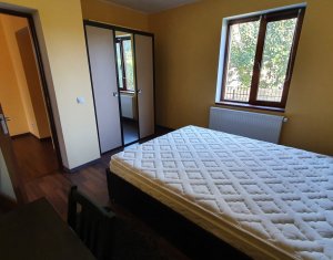 Maison 5 chambres à louer dans Floresti