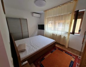 Maison 4 chambres à vendre dans Floresti