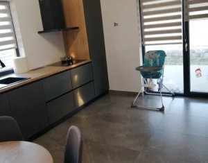 House 4 rooms for sale in Jucu De Sus