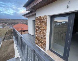 Maison 5 chambres à vendre dans Chinteni