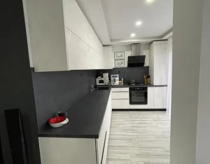 Appartement 3 chambres à vendre dans Floresti