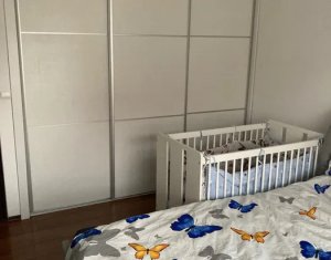 Maison 4 chambres à vendre dans Floresti