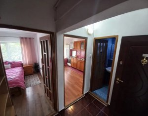 Lakás 4 szobák eladó on Cluj-napoca, Zóna Intre Lacuri