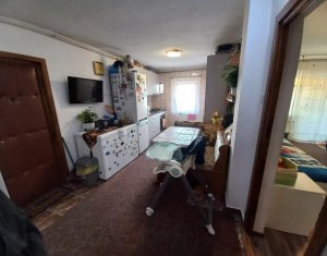 Lakás 4 szobák eladó on Cluj-napoca, Zóna Intre Lacuri