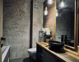 Lakás 3 szobák eladó on Floresti