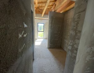 Maison 6 chambres à vendre dans Floresti