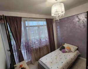 Lakás 4 szobák eladó on Floresti