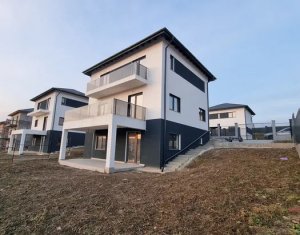 Maison 4 chambres à vendre dans Chinteni