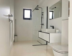 Maison 5 chambres à louer dans Cluj-napoca, zone Iris