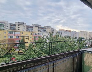 Lakás 3 szobák eladó on Cluj-napoca, Zóna Manastur