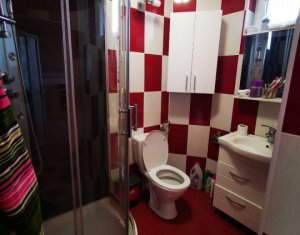 Maison 3 chambres à vendre dans Floresti