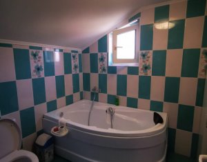 Maison 3 chambres à vendre dans Floresti