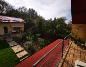 Maison 3 chambres à vendre dans Floresti