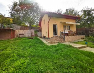 Maison 3 chambres à vendre dans Floresti