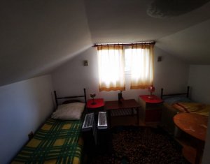 Maison 3 chambres à vendre dans Floresti