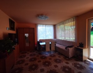 Maison 3 chambres à vendre dans Floresti