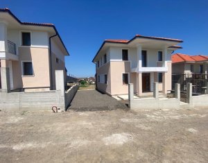 House 4 rooms for sale in Dezmir