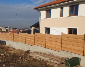 House 4 rooms for sale in Dezmir