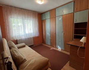 Appartement 4 chambres à louer dans Cluj-napoca, zone Marasti