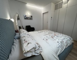 Oportunitate! Centrul vechi, cabinet medical & apartamente