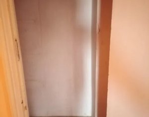 Appartement 3 chambres à vendre dans Cluj-napoca, zone Manastur