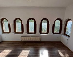 , 130m2 dans Cluj-napoca, zone Grigorescu