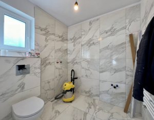 Maison 4 chambres à vendre dans Floresti