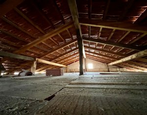 Maison 4 chambres à vendre dans Floresti